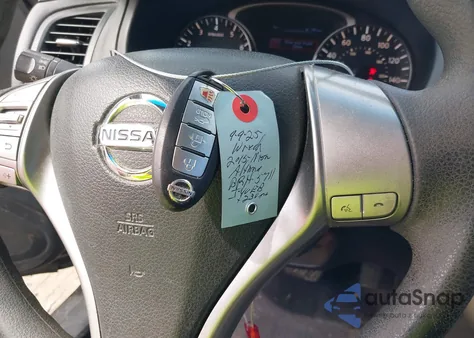 2015 Nissan Altima 2.5 из США, поврежденный, VIN 1N4AL3AP9FC126864